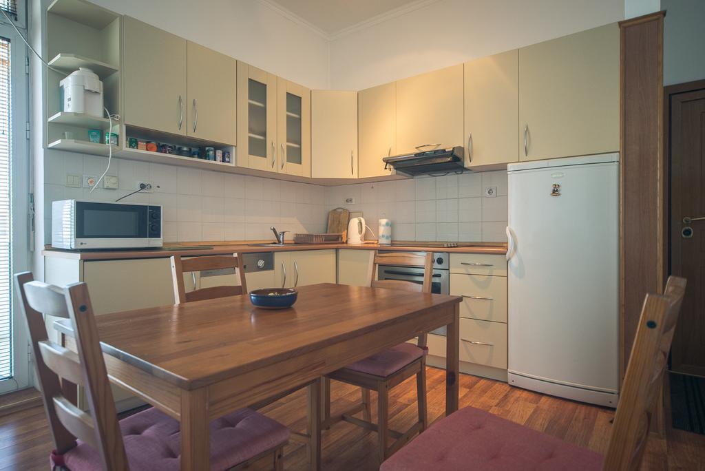 Apartment Kruna Center พอดโกริกา ภายนอก รูปภาพ